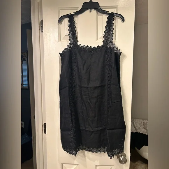 J.Crew | NWT Lace-trim shift dress in Black | Sz 12 - Picture 3 of 11